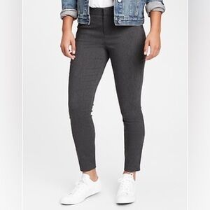 Gap skinny ankle pants in bi-stretch